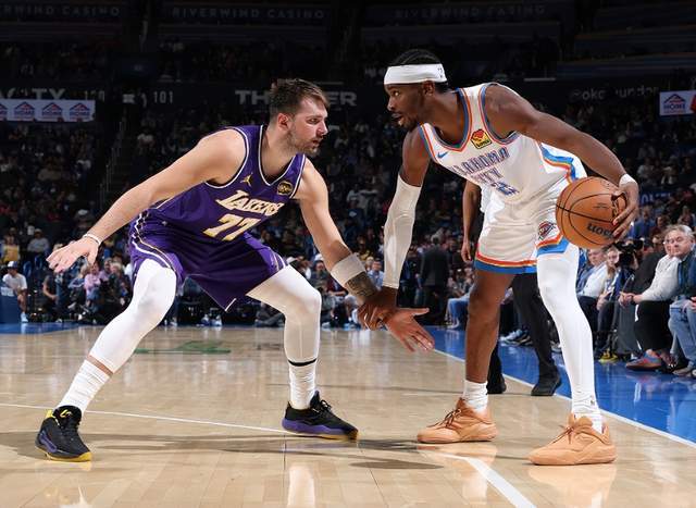 库里坚持复出计划 骑士伤病潮冲击季后赛前景